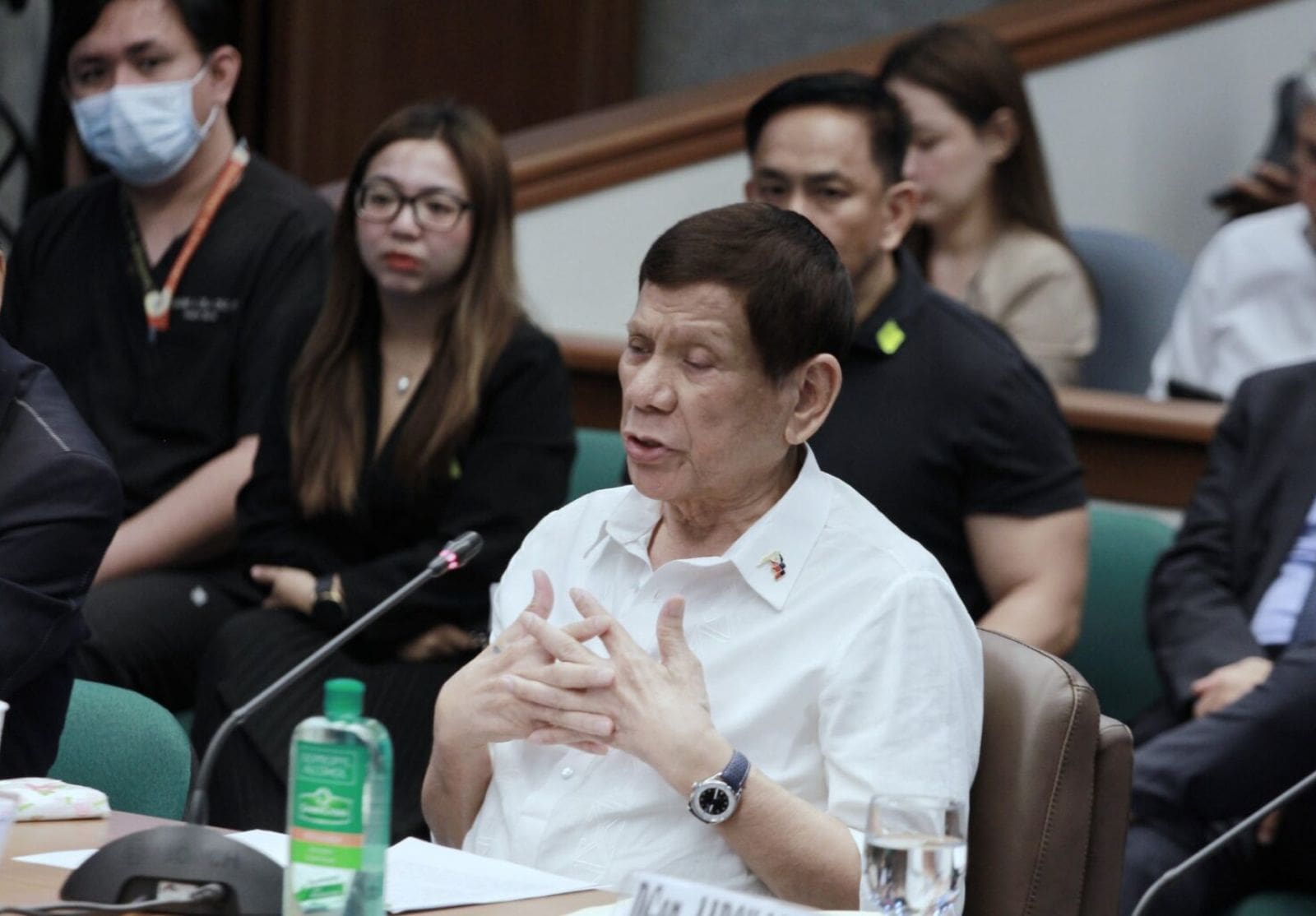 Rodrigo Duterte delivers his statement on the drug war in the Senate