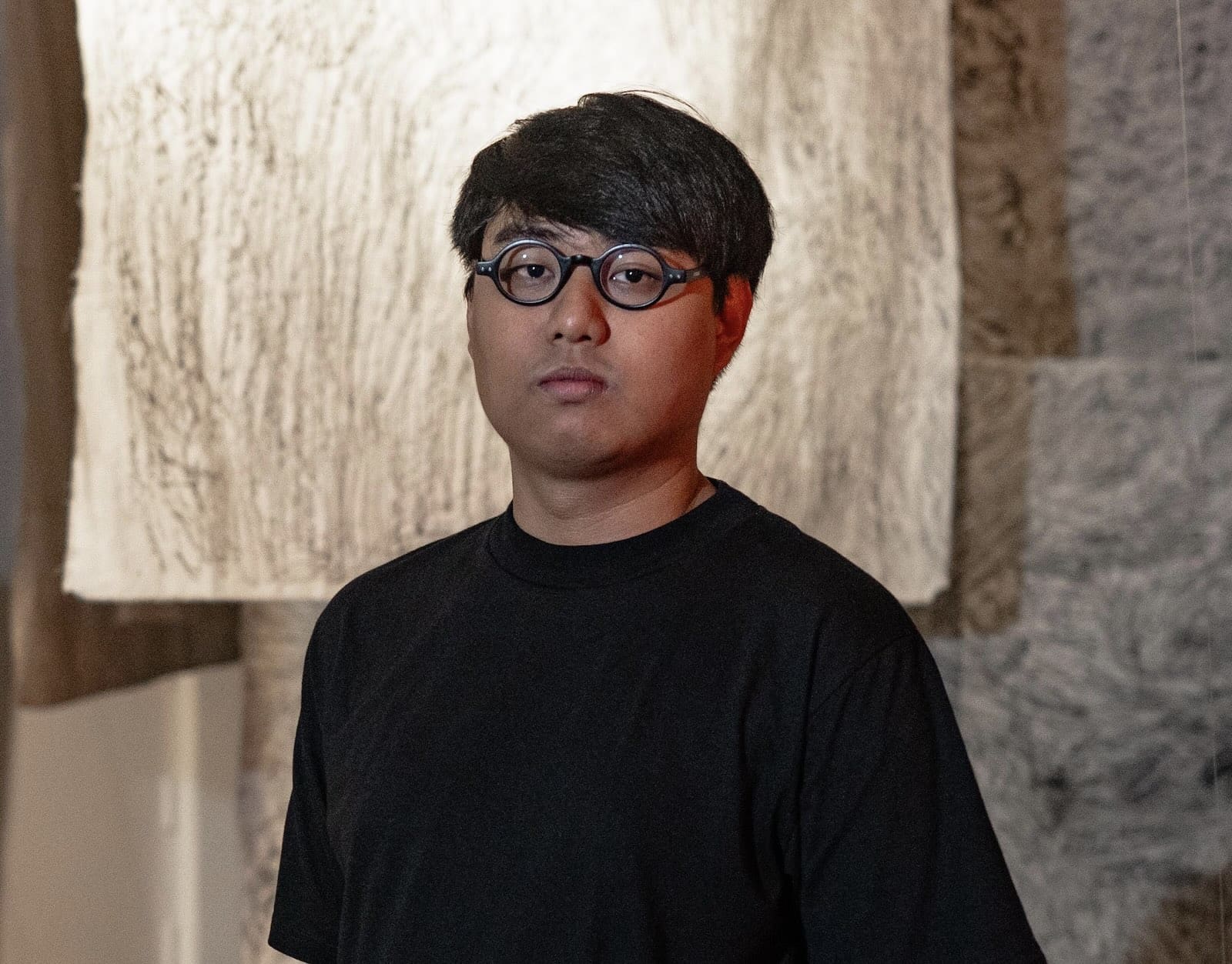 vien valencia wearing black