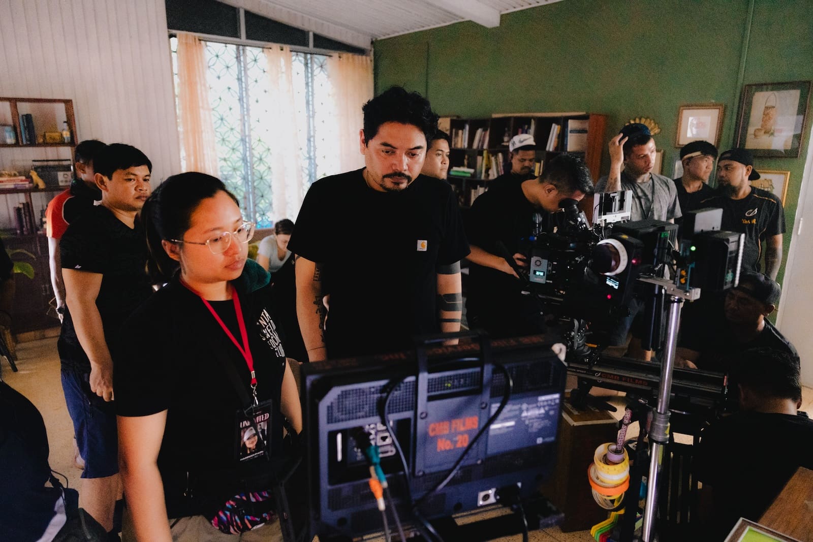 director dan villegas set of uninvited