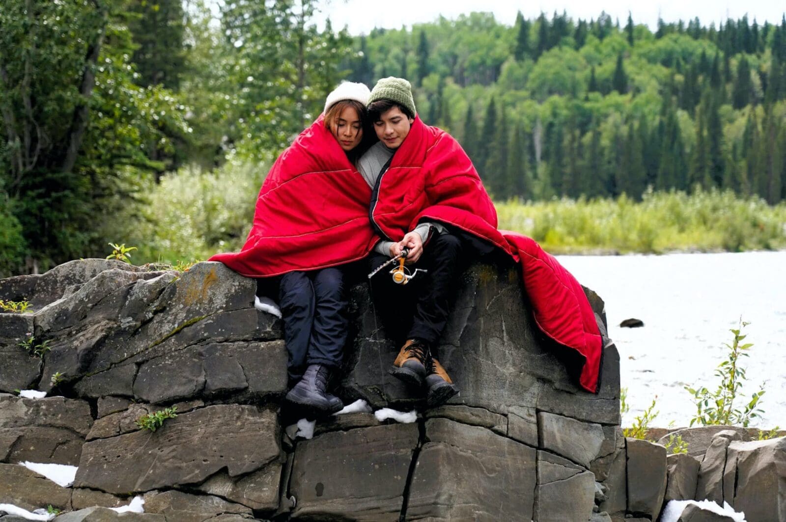 Kathryn Bernardo and Alden Richards. Photo from Star Cinema