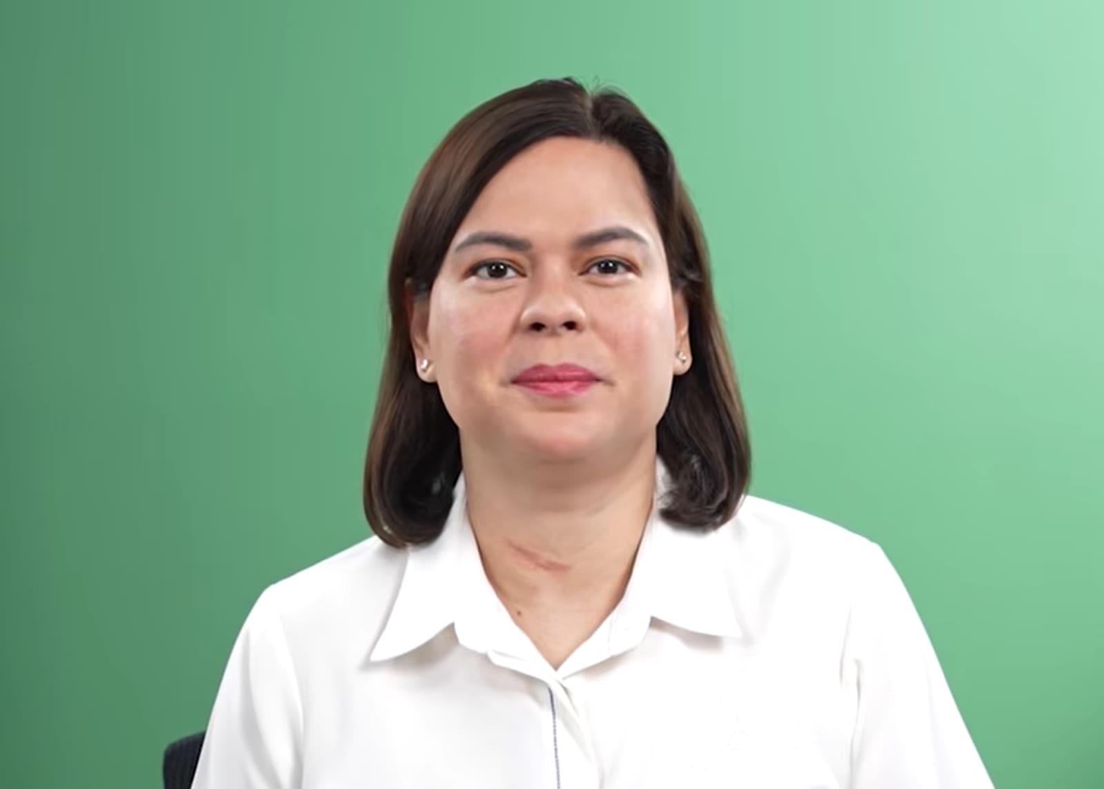Sara Duterte with green background