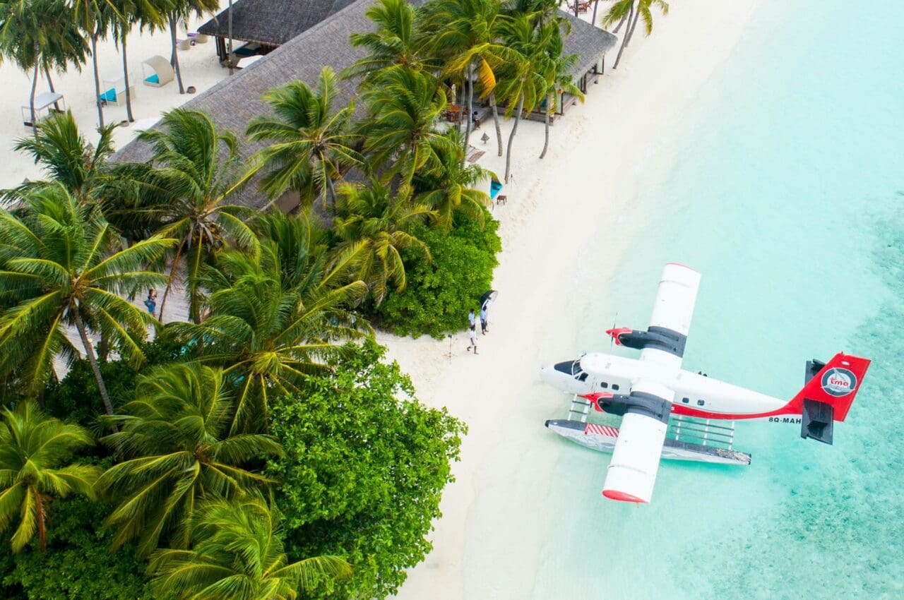 private jet lands on maldives islands