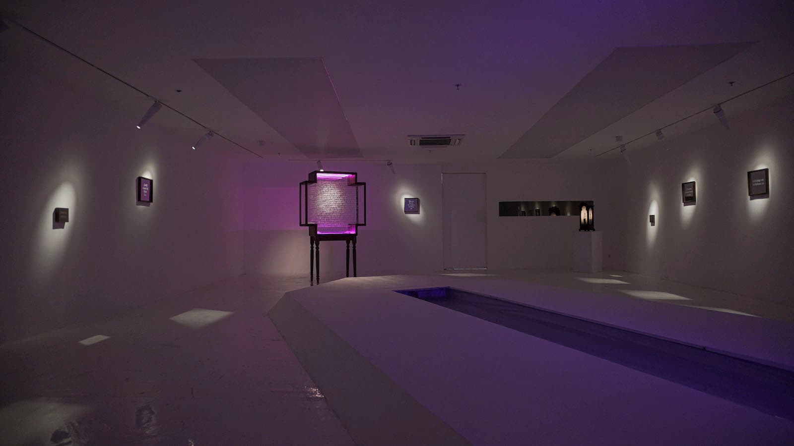 artist silke lapina bakit pa exhibit edoweird