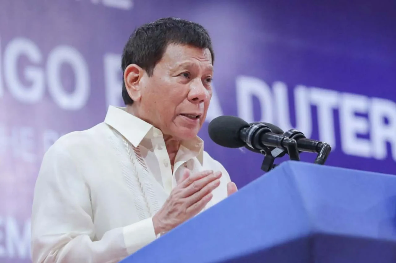 rodrigo duterte giving speech april 2022