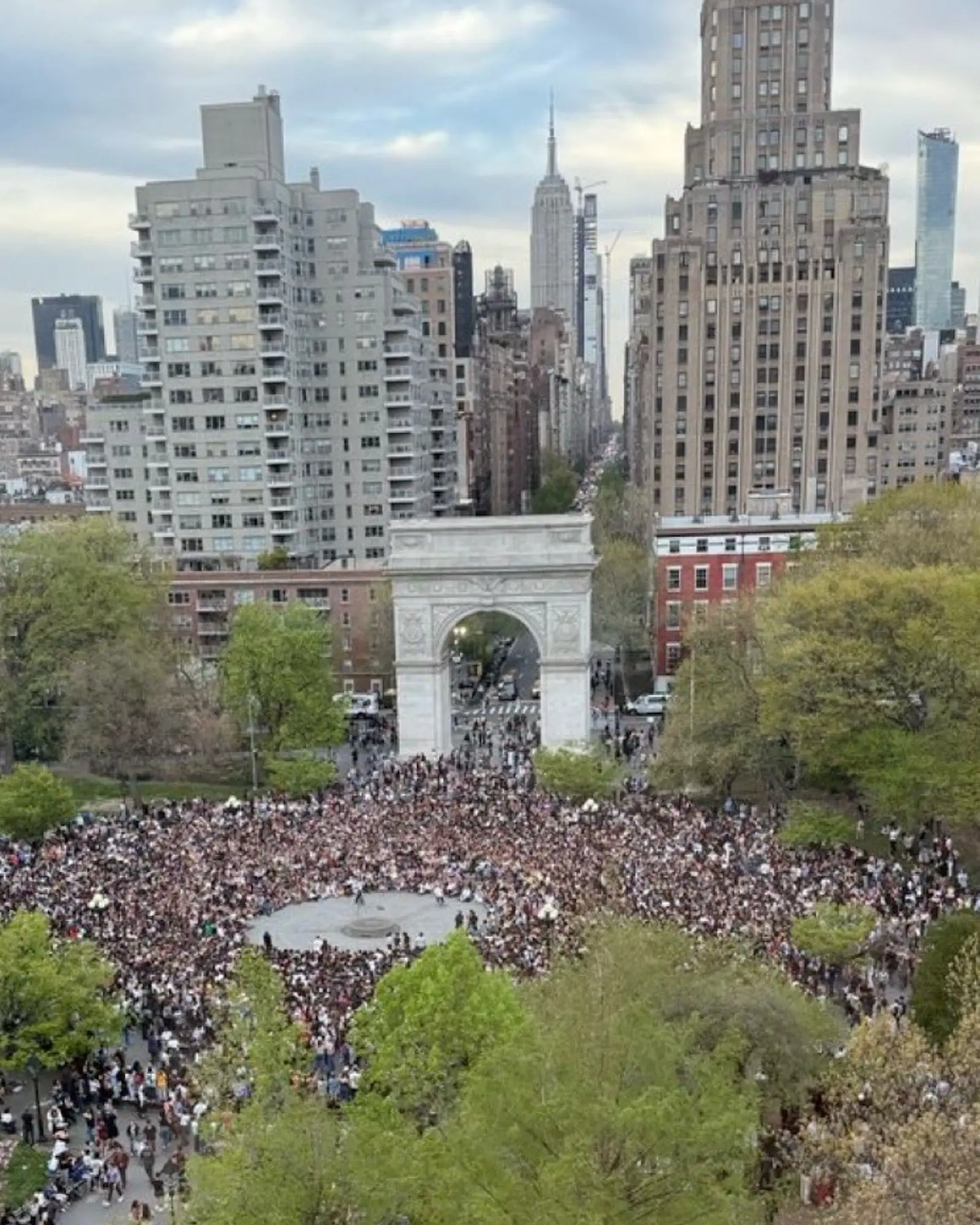 lorde washington square park nyc april 23