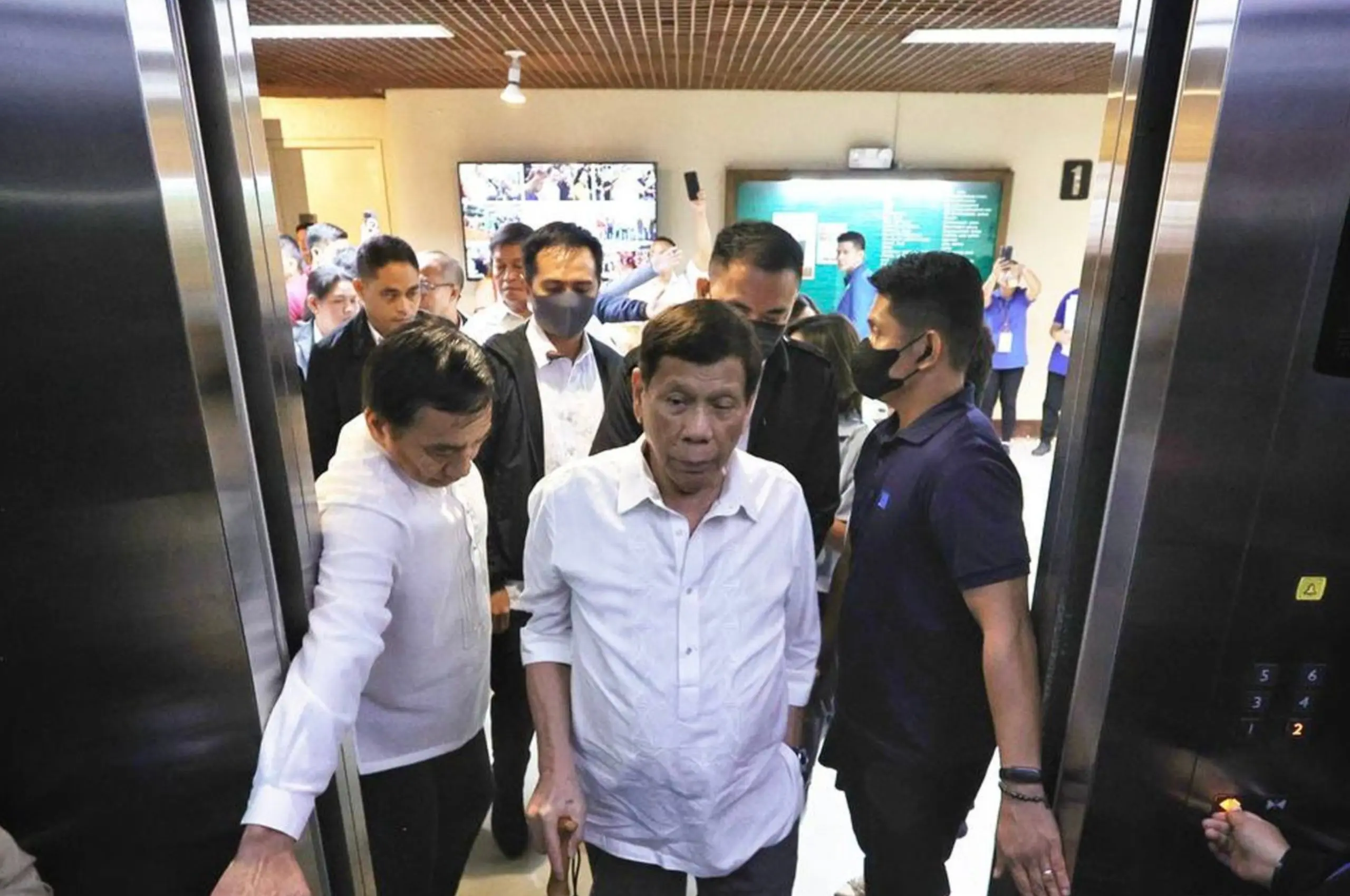 rodrigo duterte senate hearing drug war