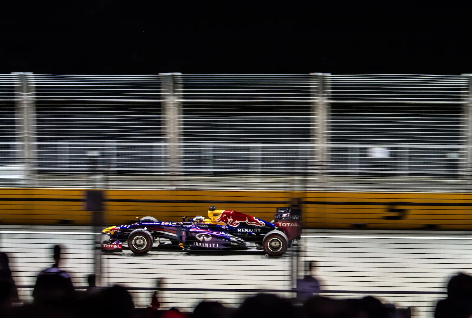 2013 singapore grand prix sebastian vettel red bull