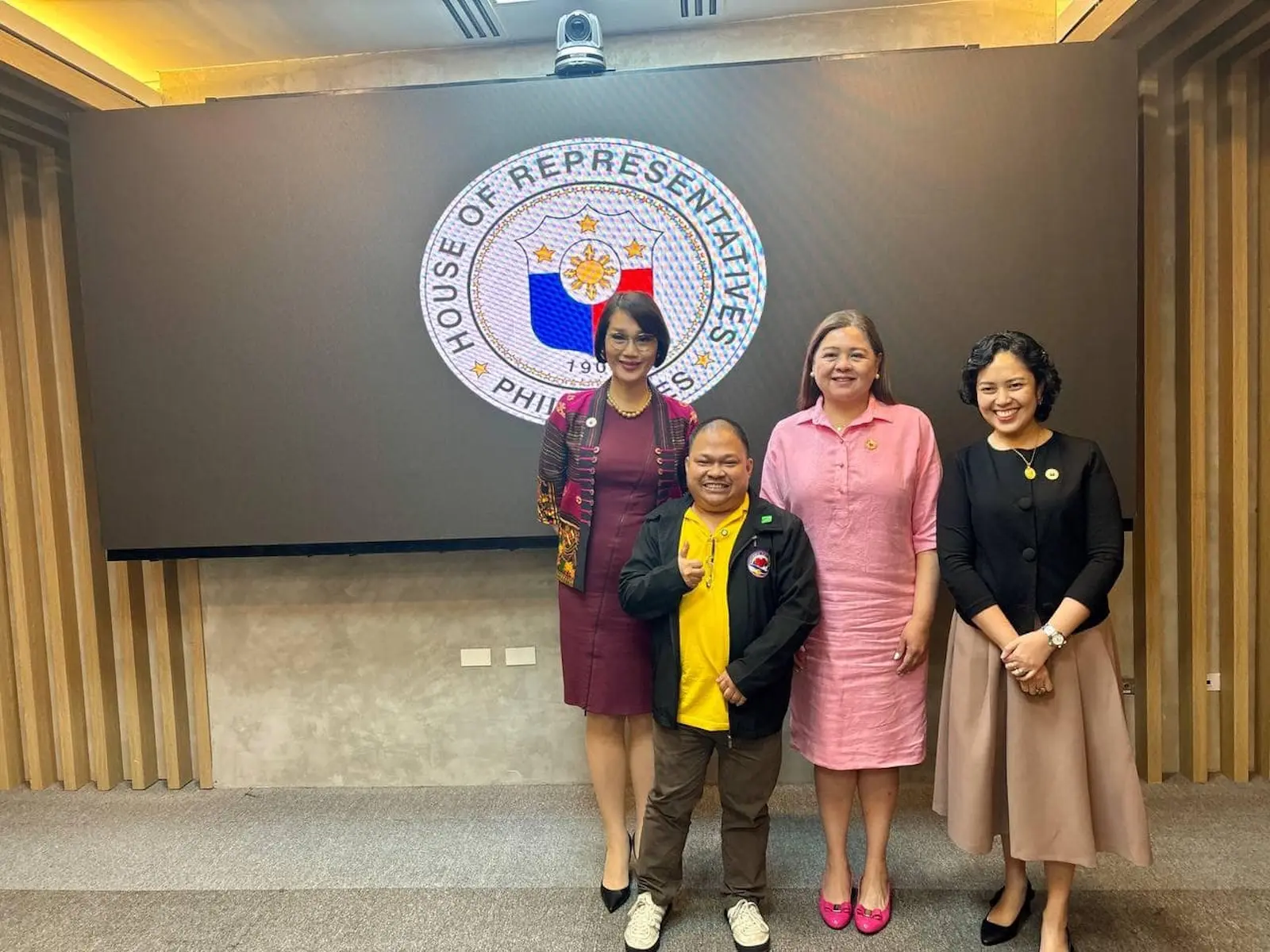 geraldine roman jeff cagandahan