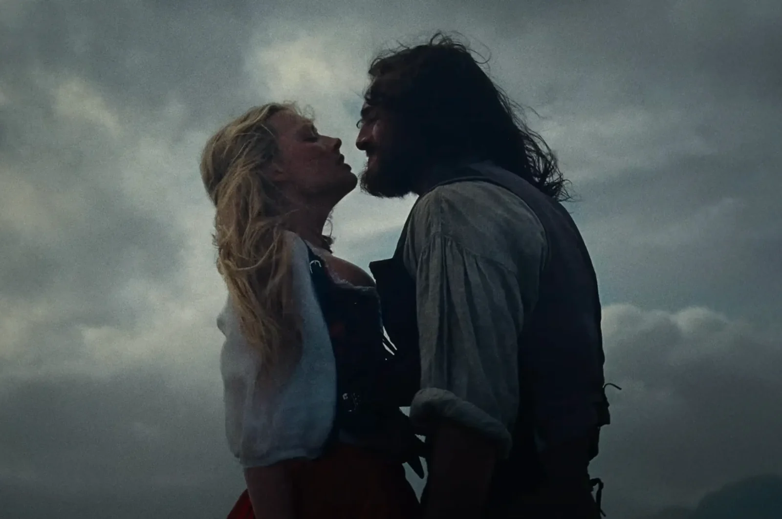 Margot Robbie Jacob Elordi