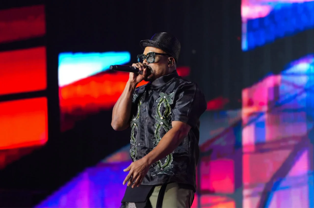 apl.de.ap filipino music awards