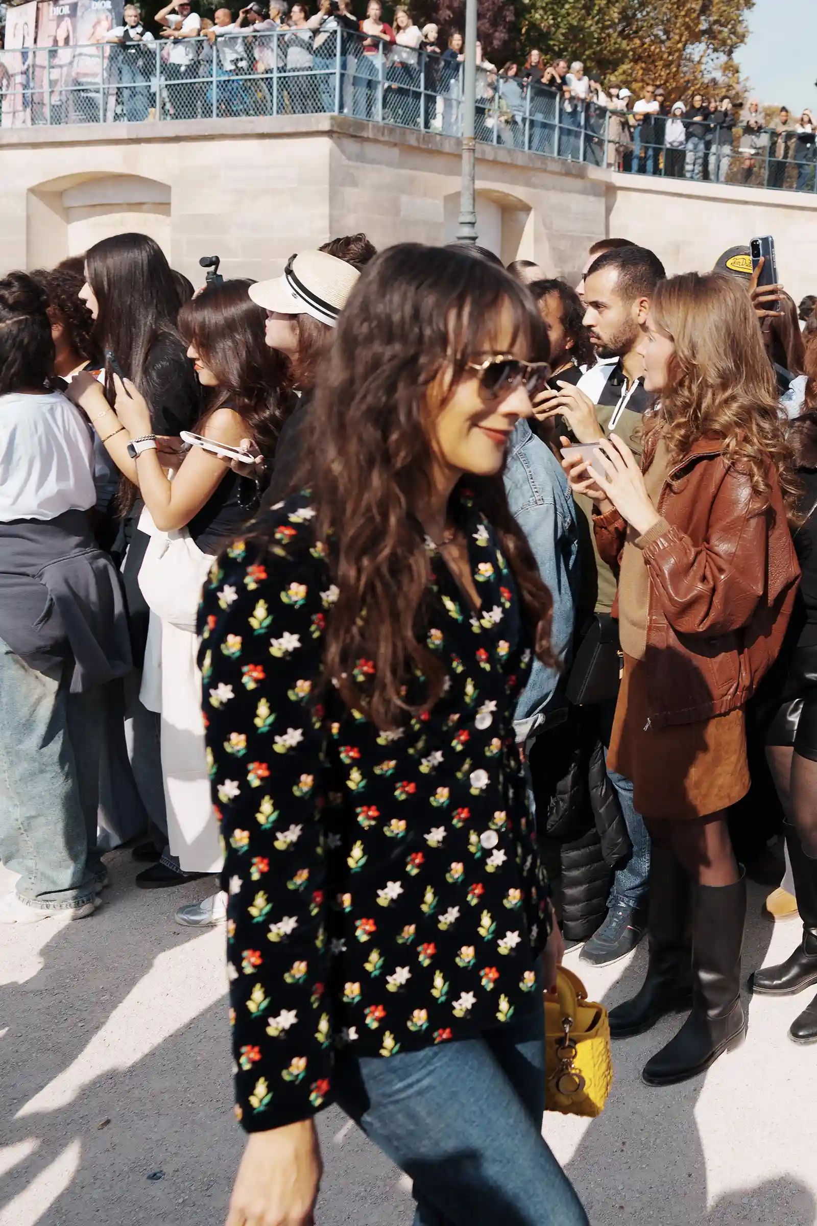 rashida jones at dior ss26 paris fashion week