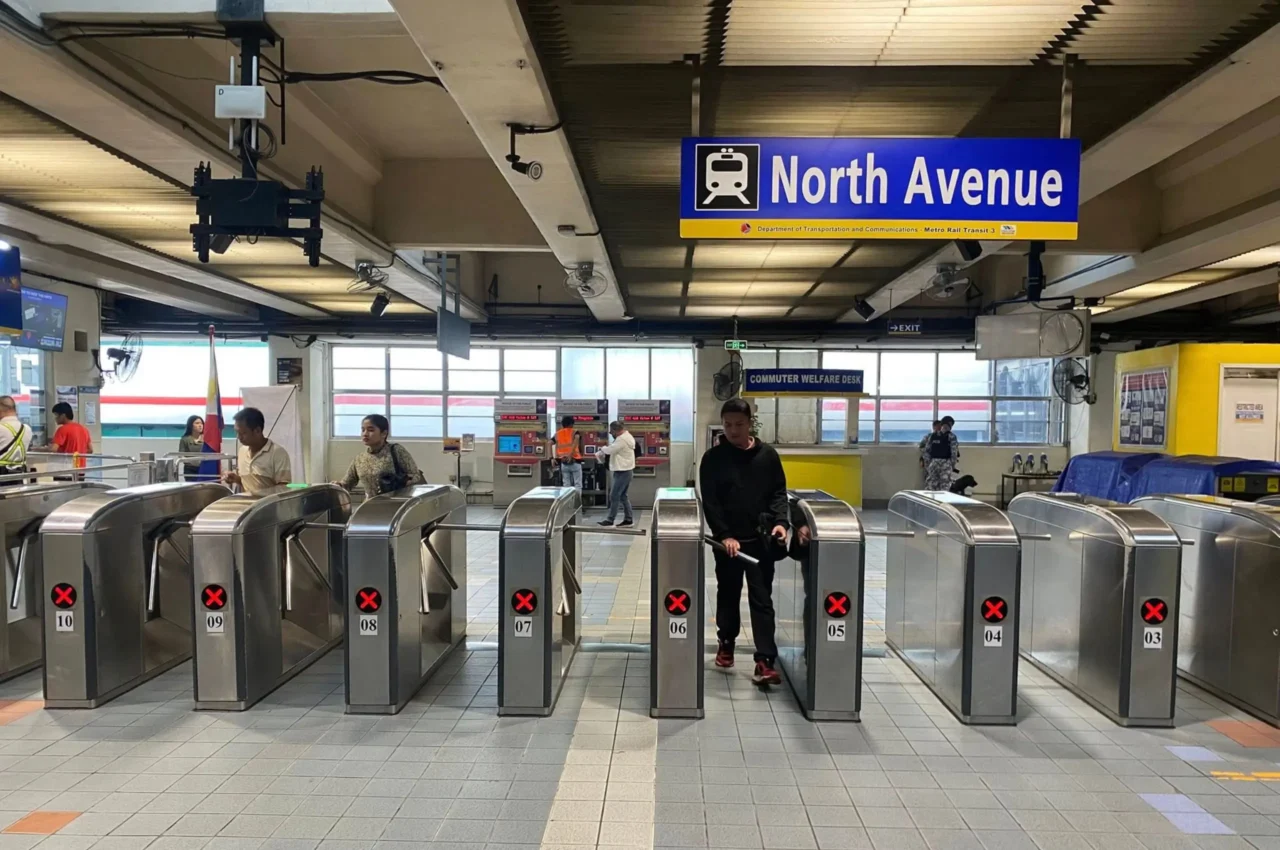 beep card turnstiles mrt