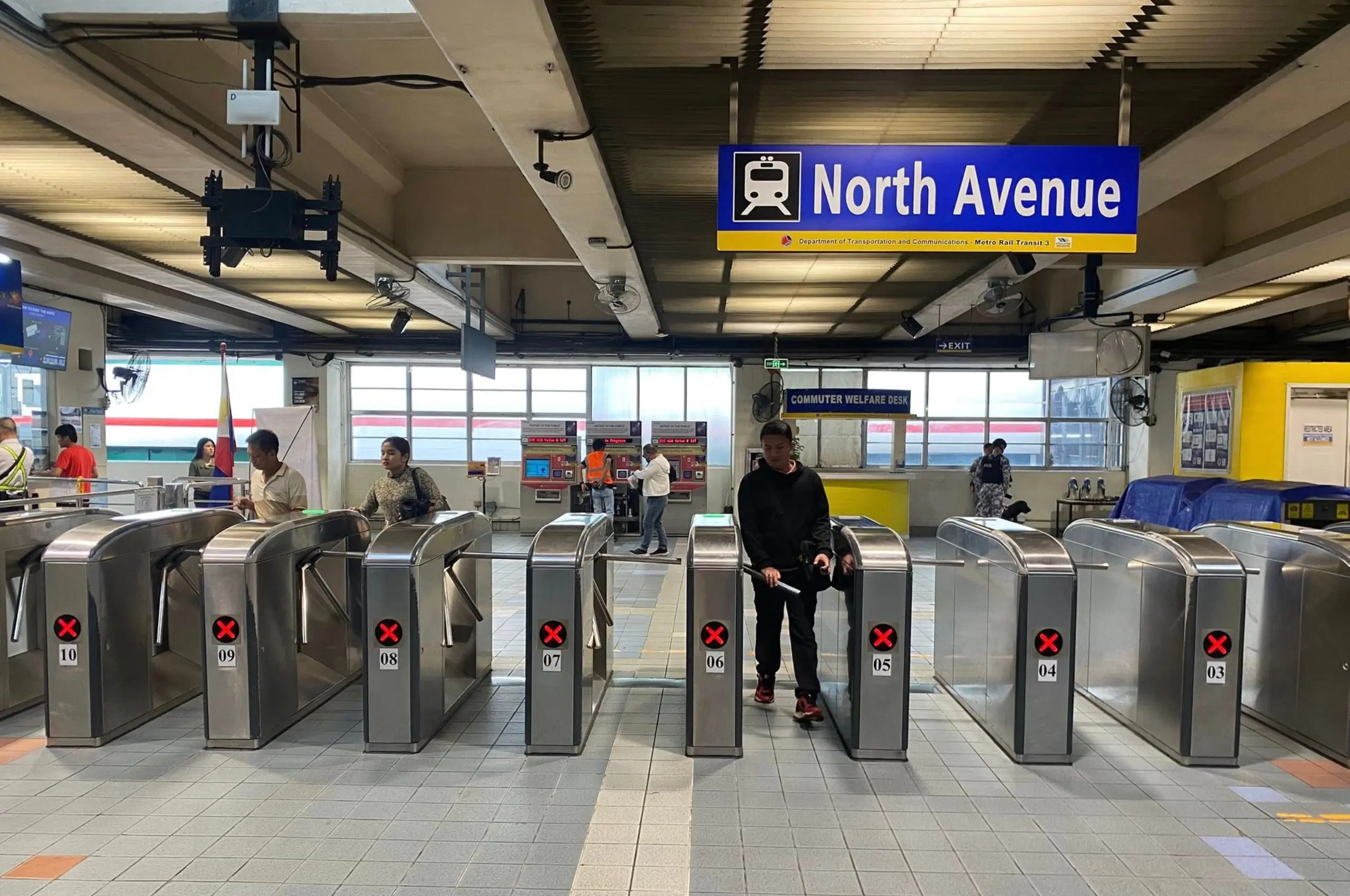 beep card turnstiles mrt