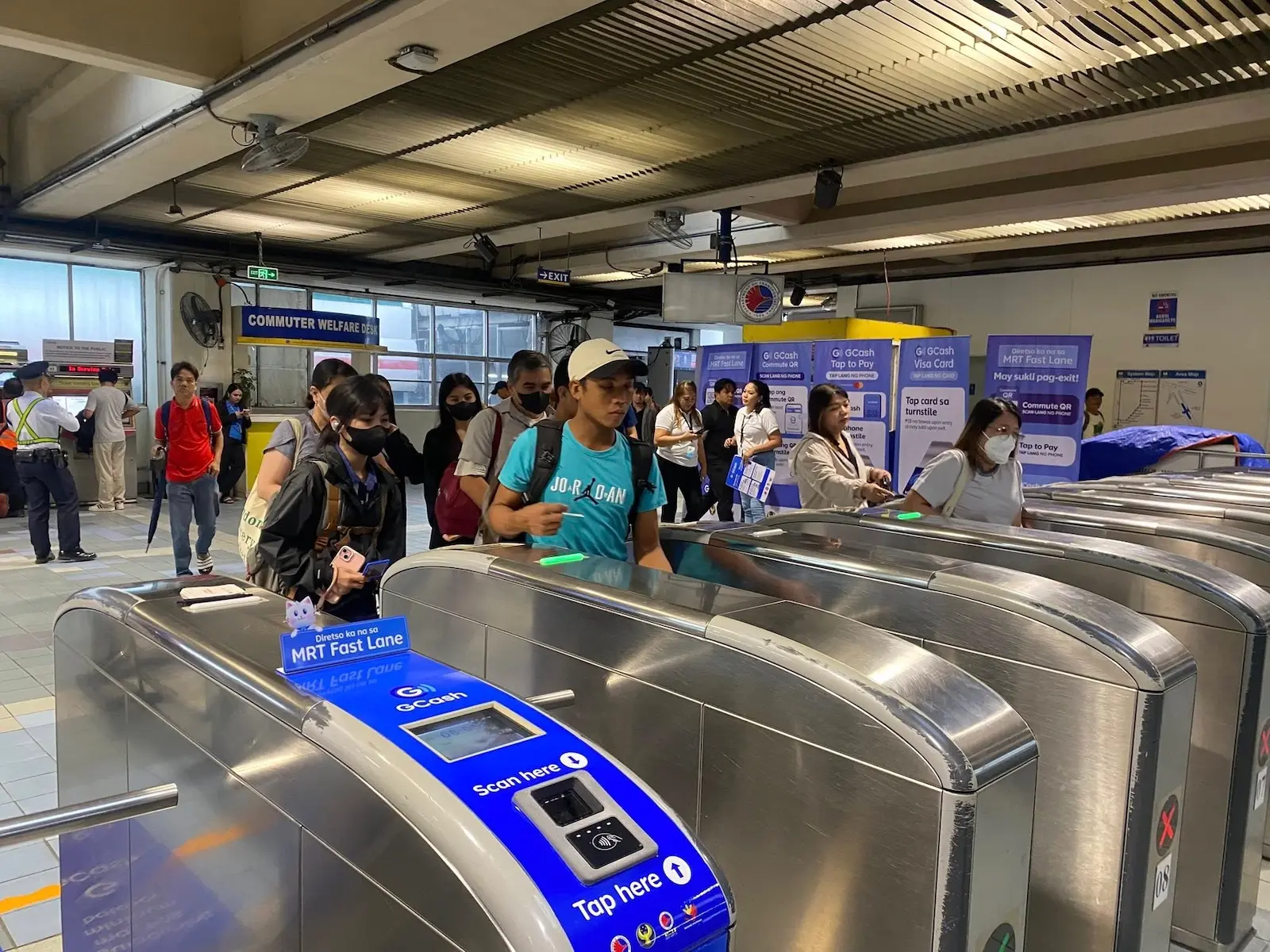 mrt-3 gcash cashless payments turnstile