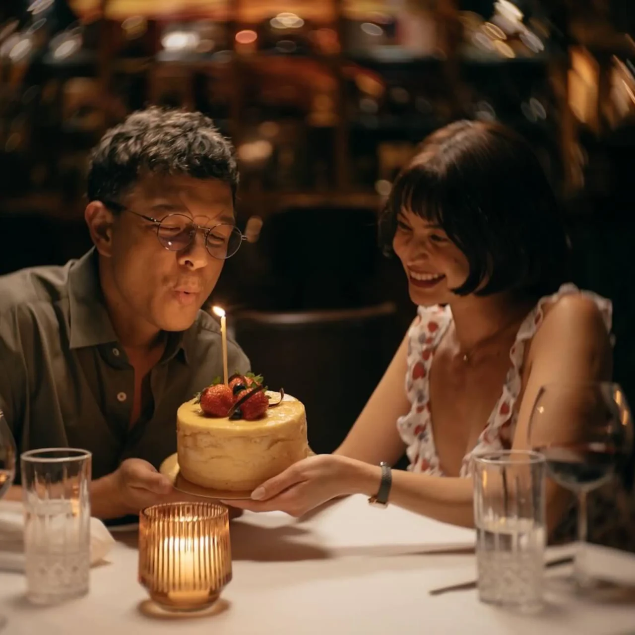 Jericho Rosales and Anne Curtis the loved one