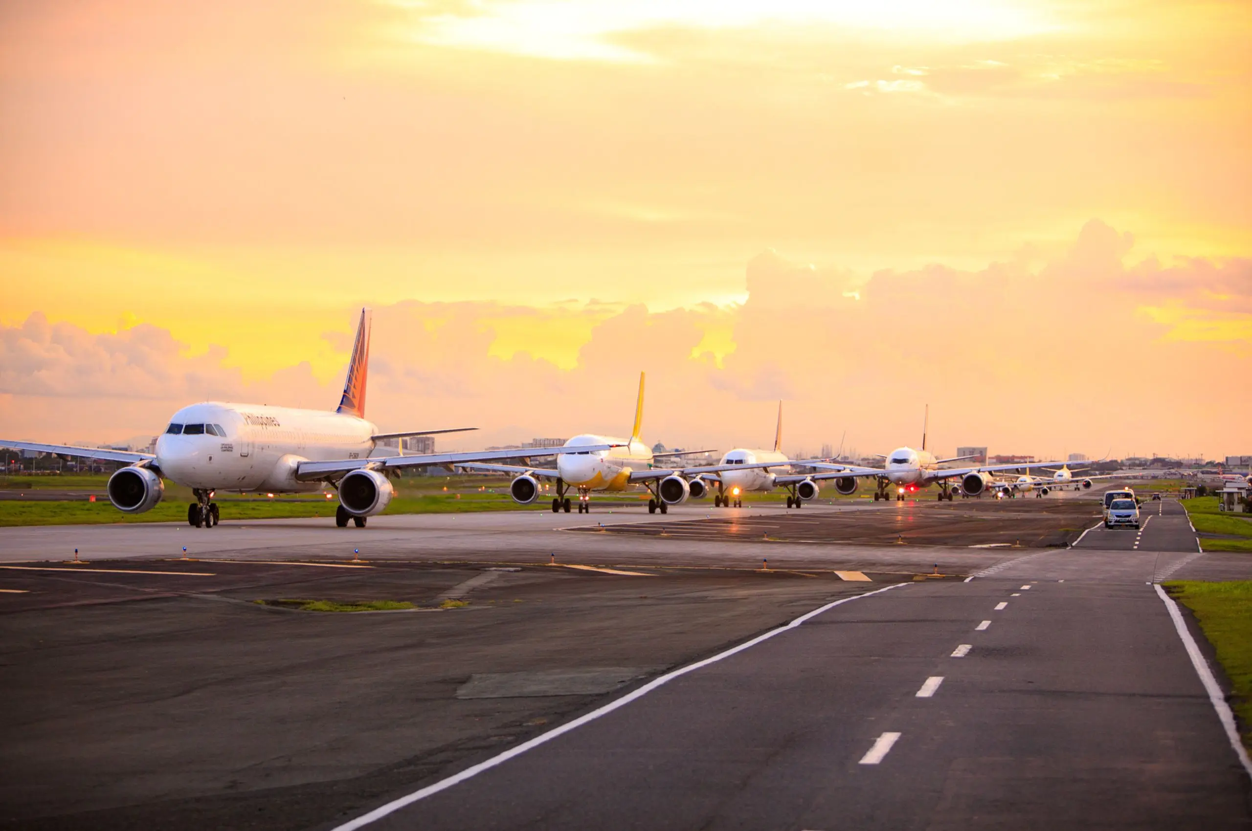naia planes on runway