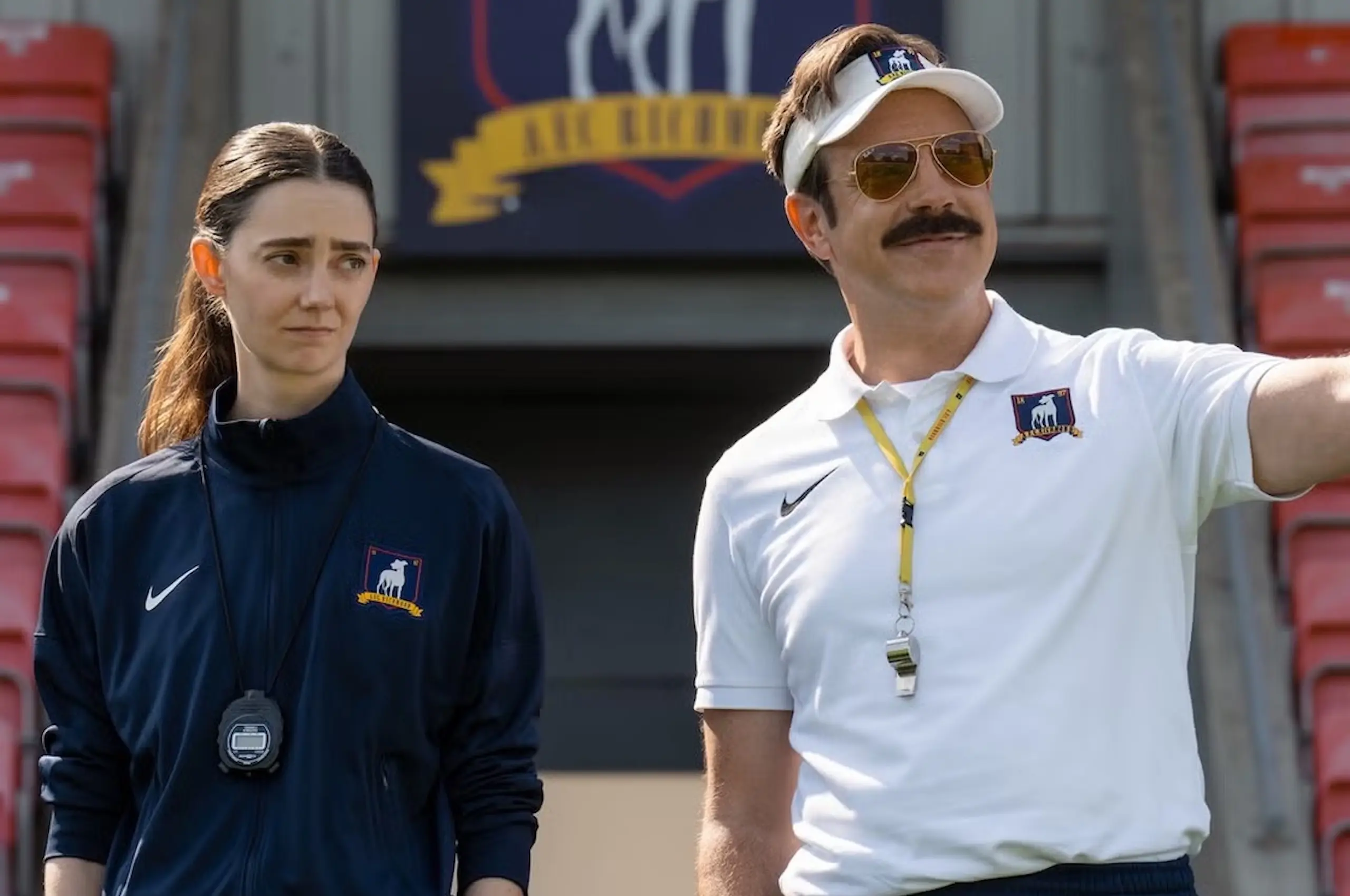 Tanya Reynolds and Jason Sudeikis in Ted Lasso