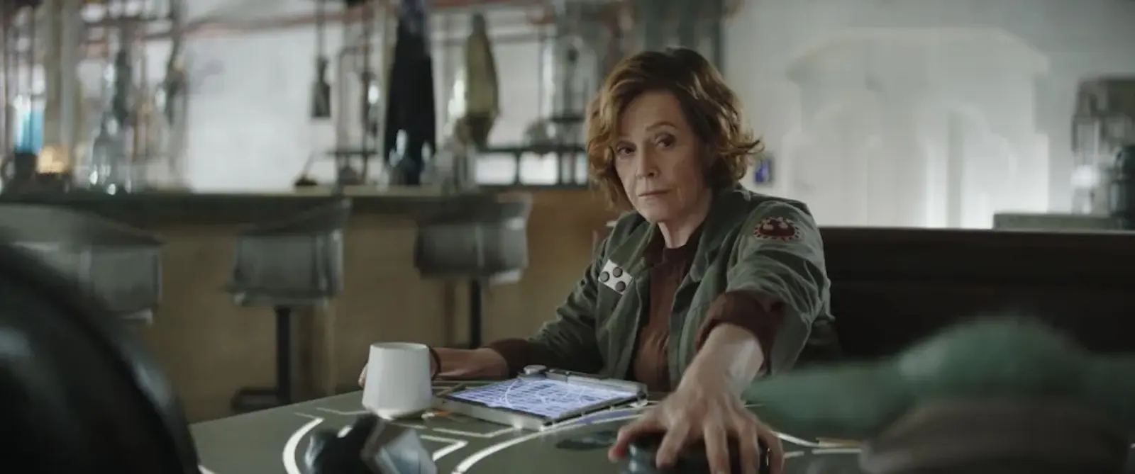 sigourney weaver mandalorian and grogu