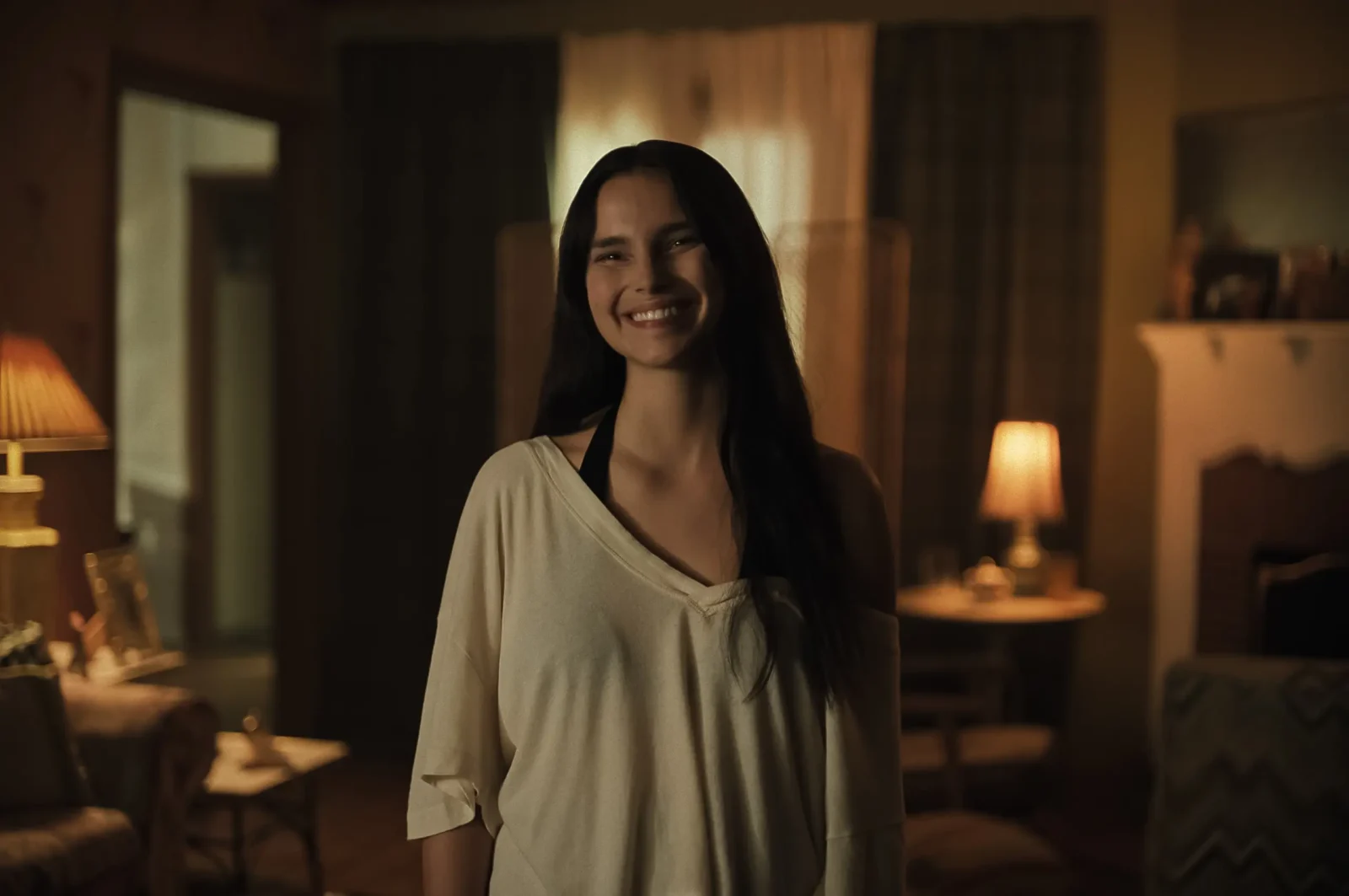 Nikki (Inde Navarrette) obsession
