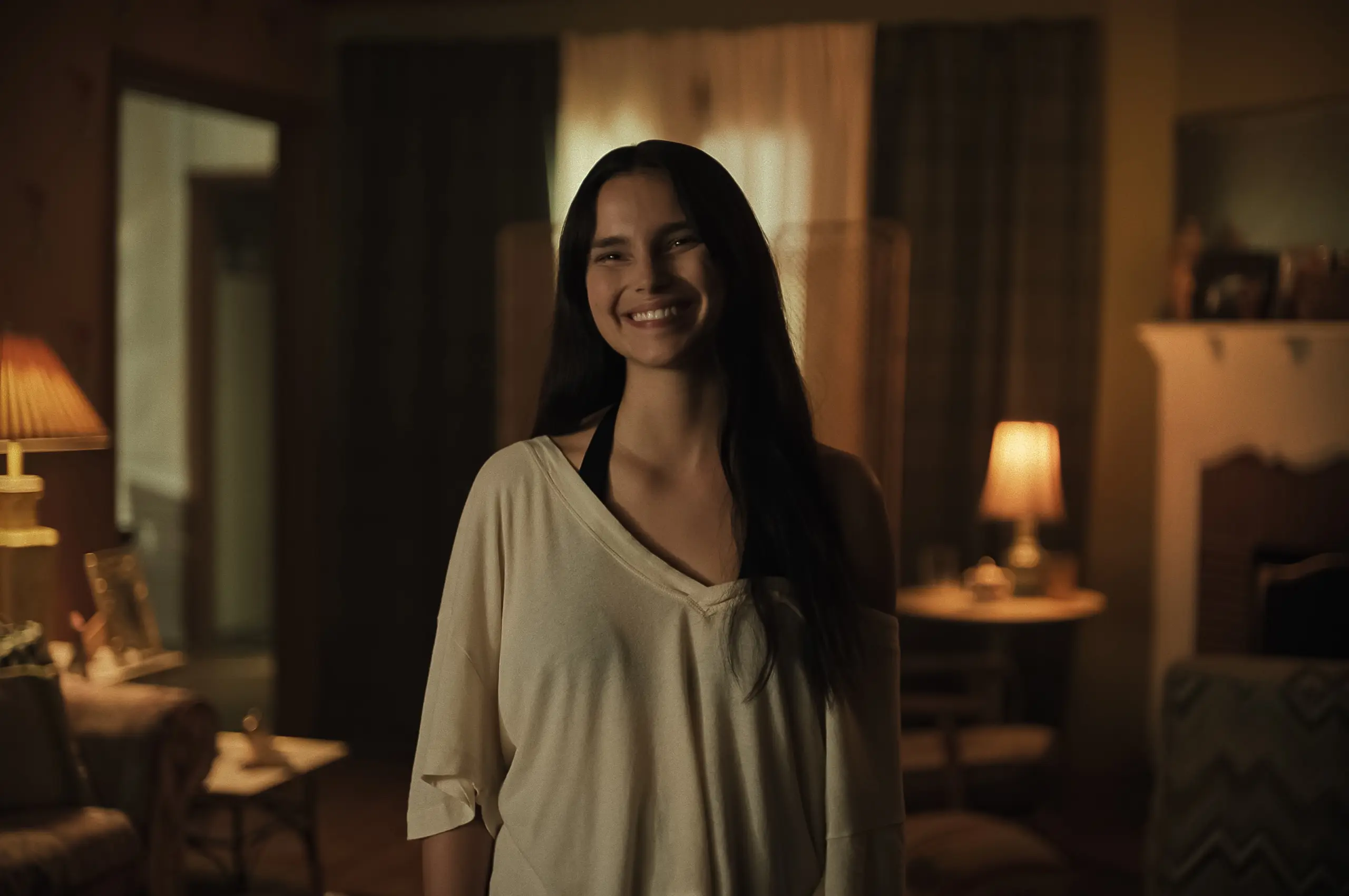 Nikki (Inde Navarrette) obsession