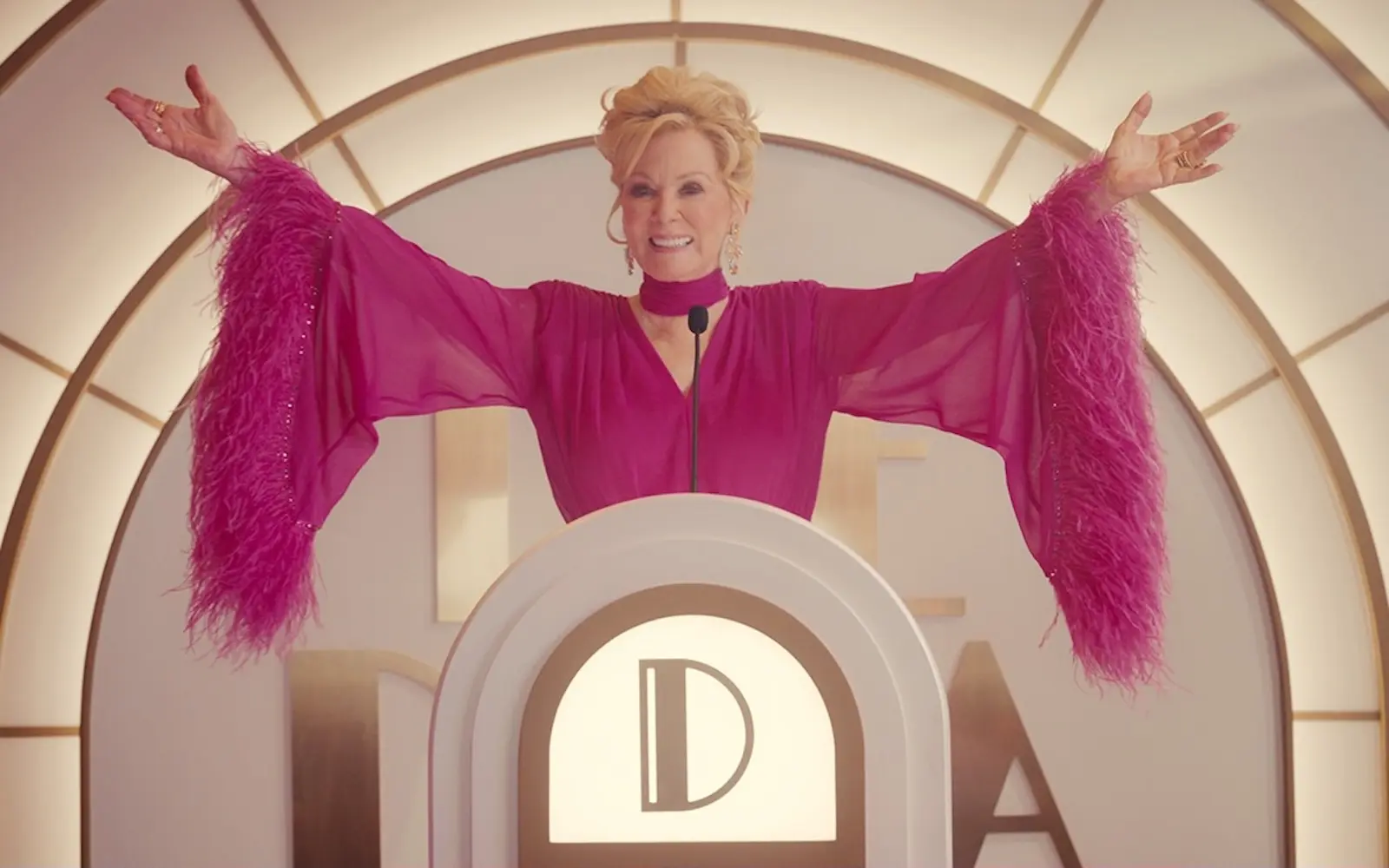 deborah vance the diva hacks series finale