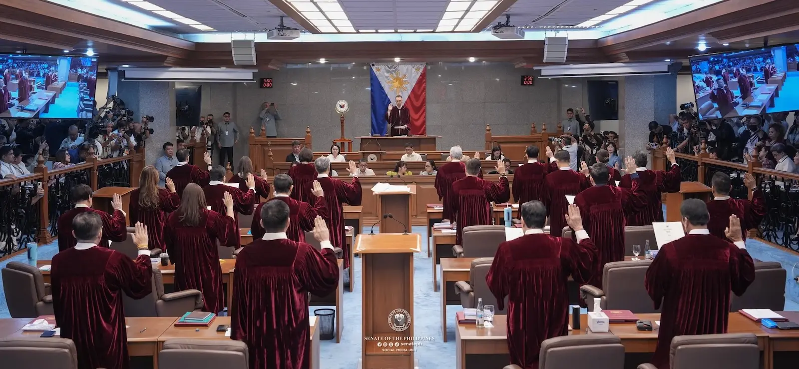 senate convenese as impeachment court, takes oath, duterte impeachment