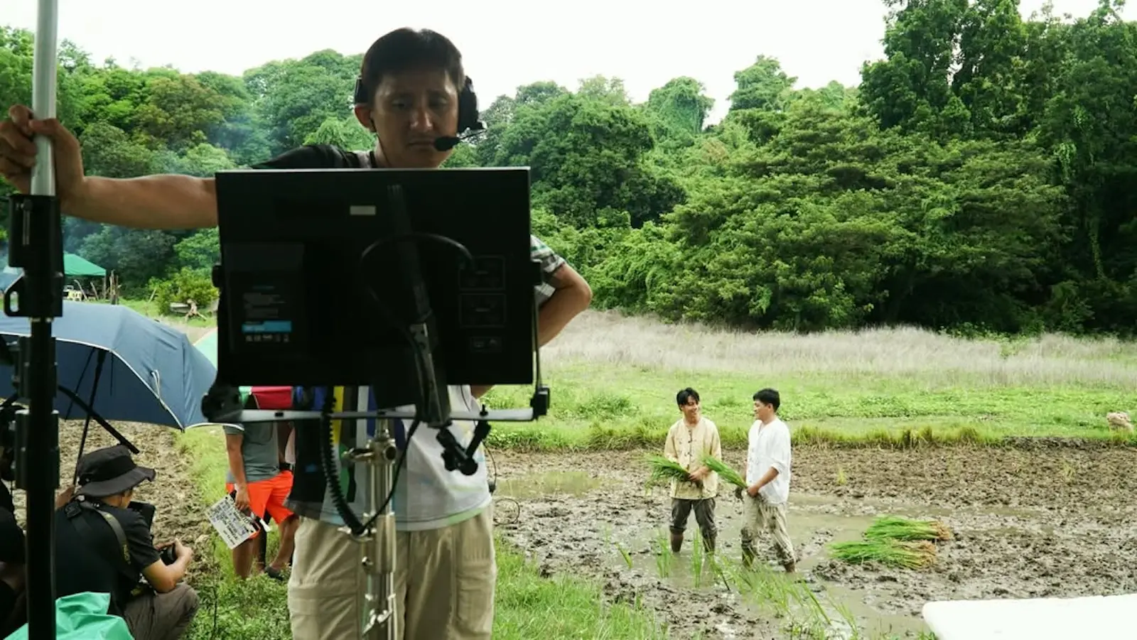Director Jade Castro on the set of All The Things I Leave You. Photo from Benedix Ramos/Instagram