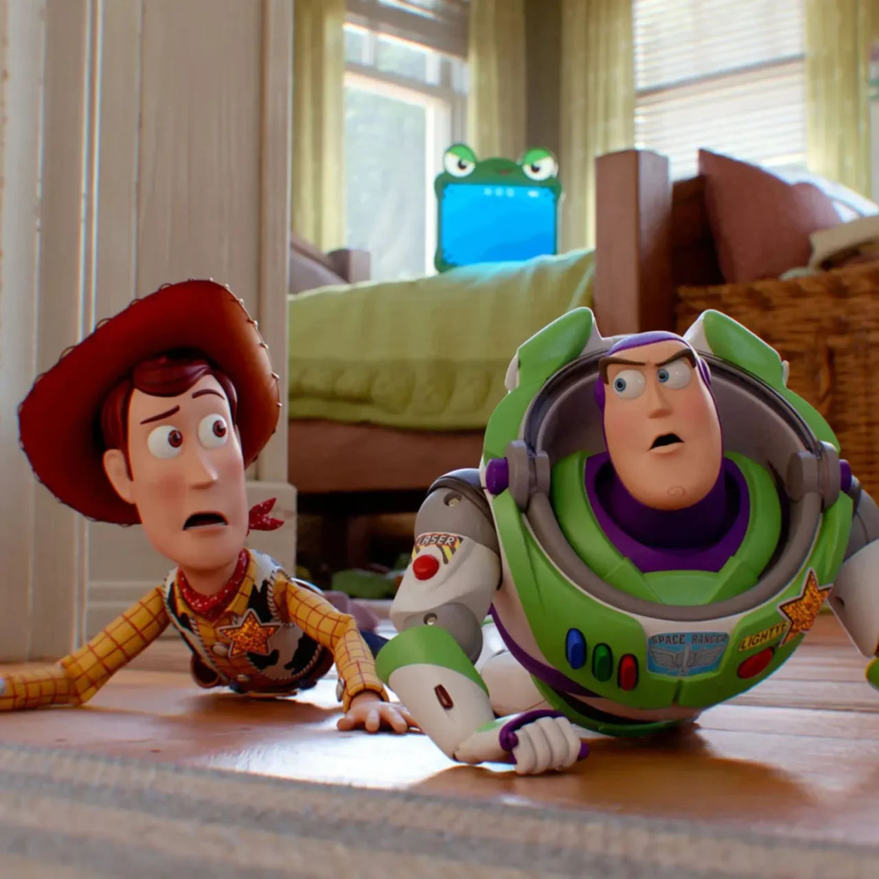 woody and buzz lightyear toy story 5