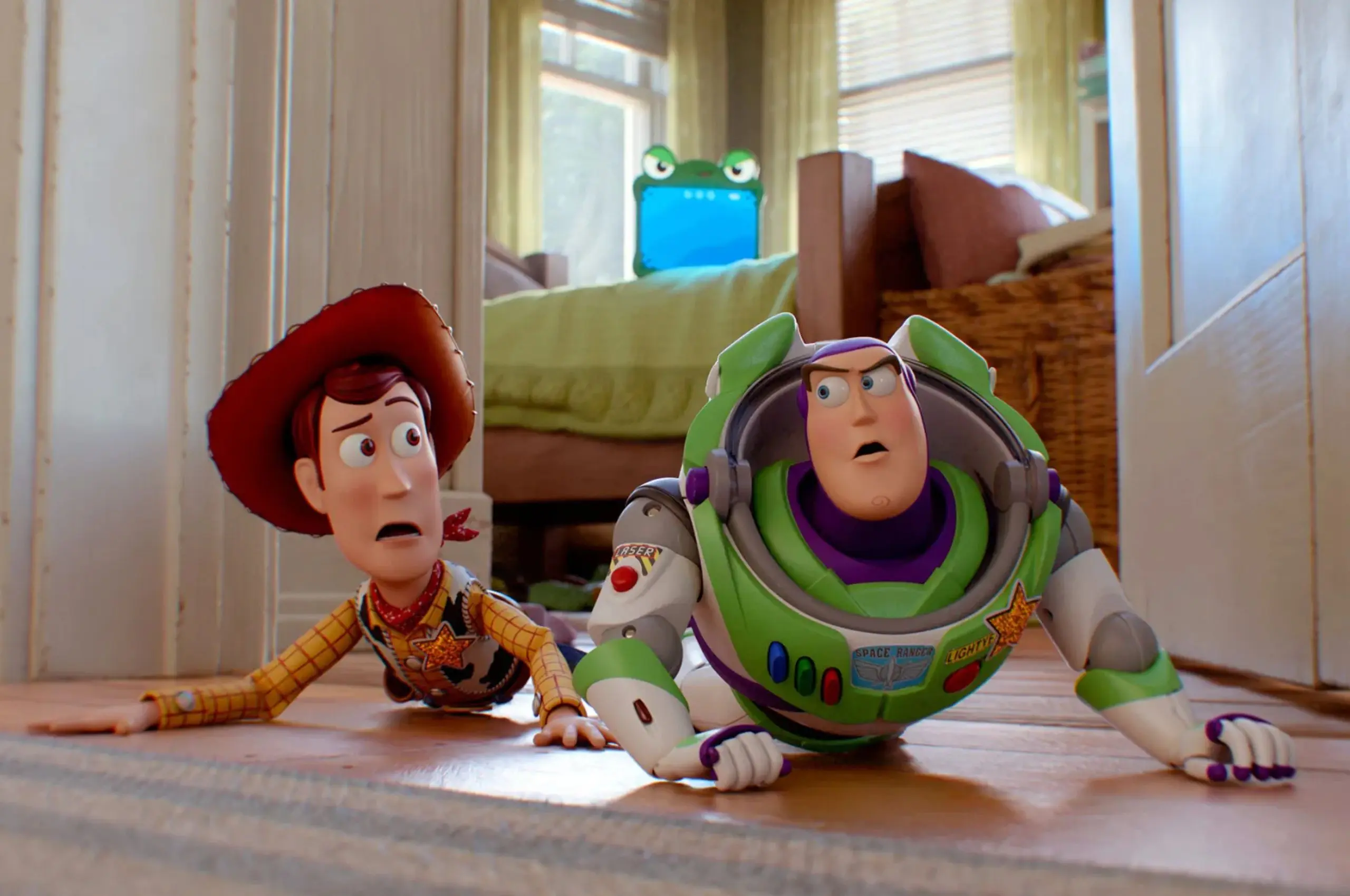 woody and buzz lightyear toy story 5