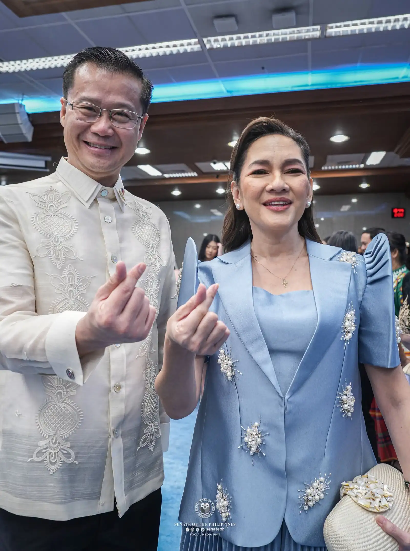 win gatchalian and risa hontiveros pose together