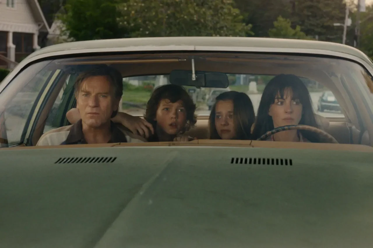end of oak street ewan mcgregor anne hathaway