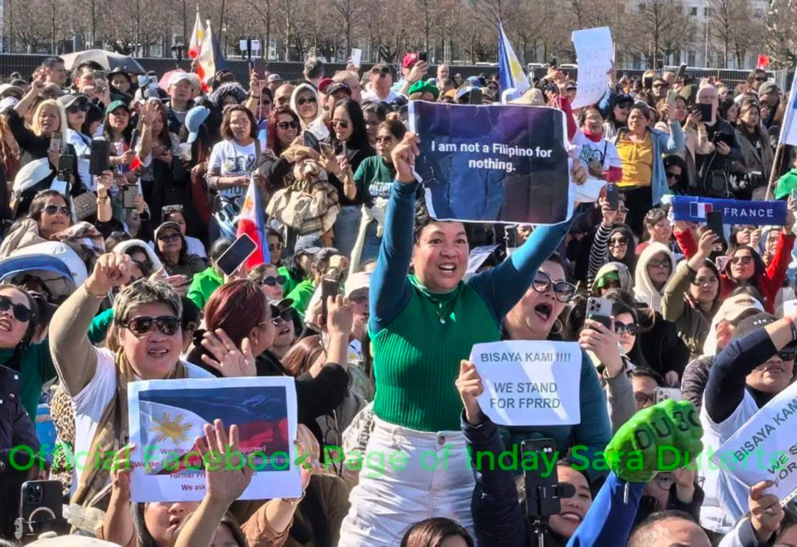filipinos the hague crowd