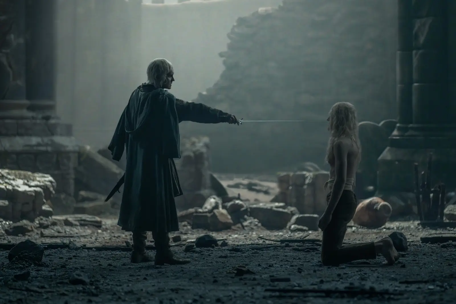 tom glynn-carney, ewan mitchell - house of the dragon
