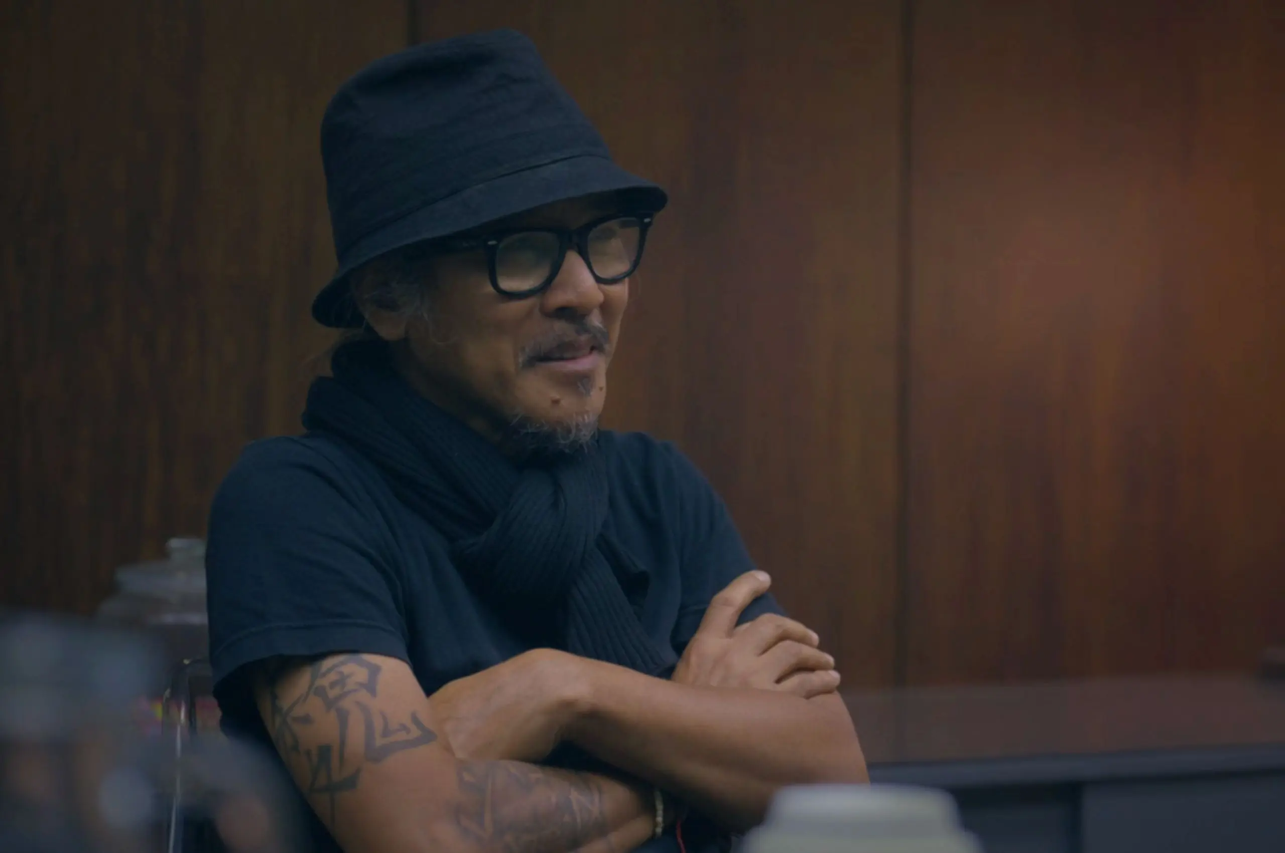lav diaz call my manager cameo