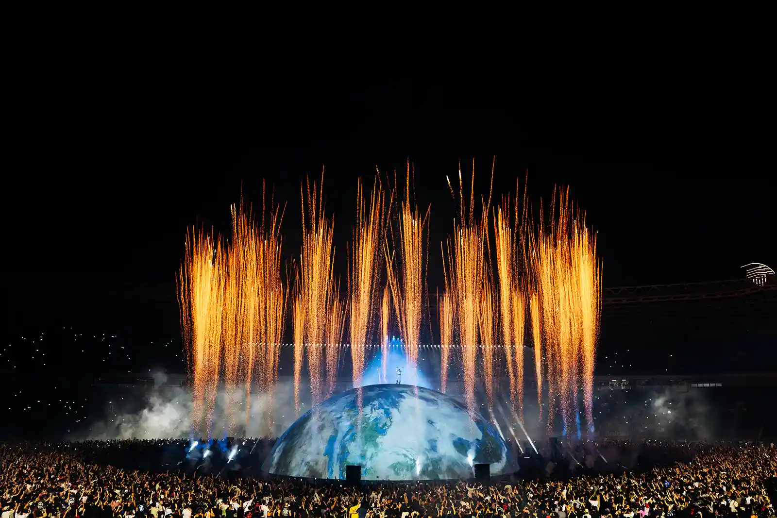 ye live in jakarta